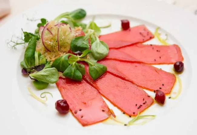 Carpaccio di tonno crudo