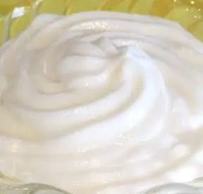 Mousse al limone con yogurt