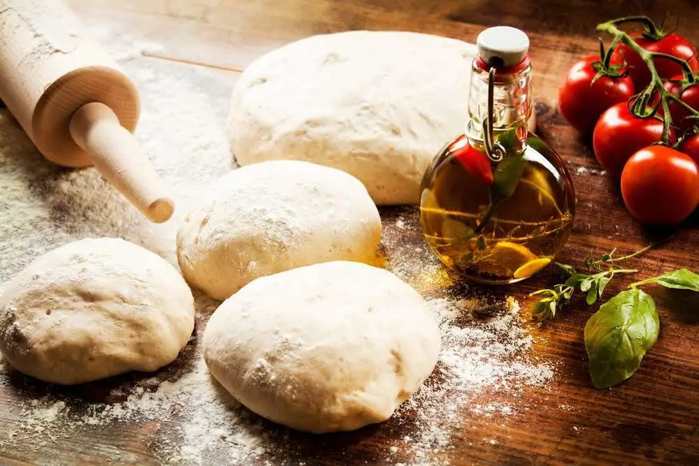 Ricetta per pizza fatta in casa: come preparare l&amp;#39;impasto della pizza
