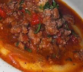 polenta con salsiccia