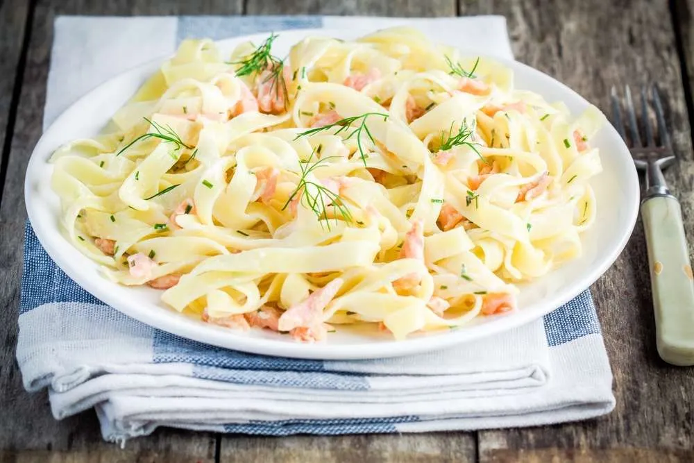 Tagliatelle al salmone