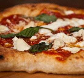 Pizza Margherita fatta in casa