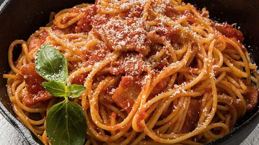 bucatini all'amatriciana