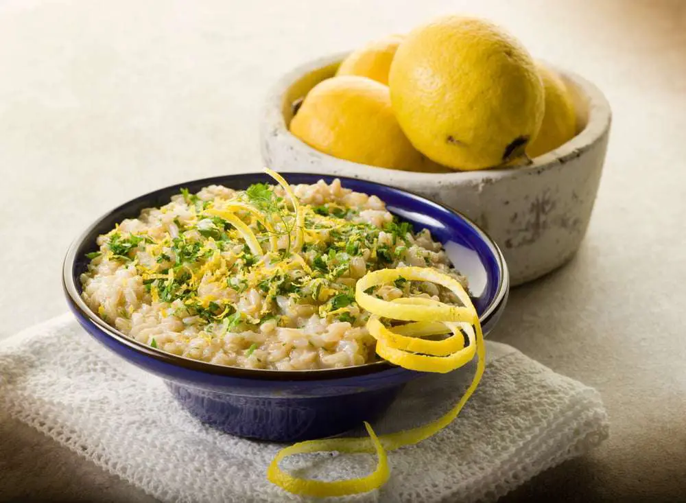 Piatto con Risotto al limone