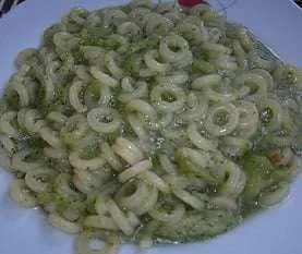anelli siciliani con broccoli