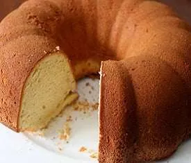 ciambellone allo yogurt ricetta con vasetti