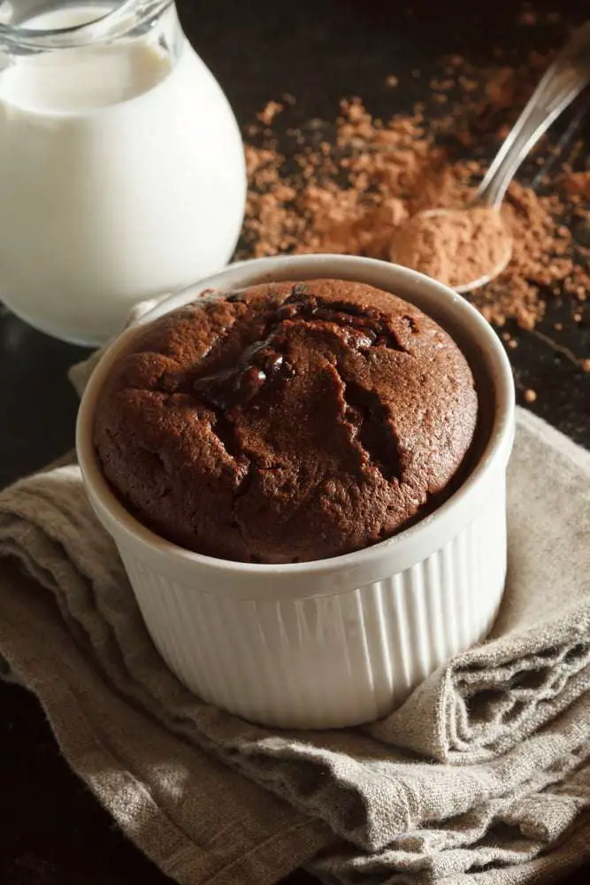 soufflè al cioccolato tradizionale