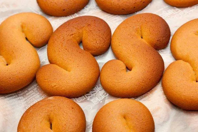 Dolci Natalizi Napoletani Ricette.Susamielli Napoletani Ricetta Per I Dolcetti Di Natale Tipici Napoletani