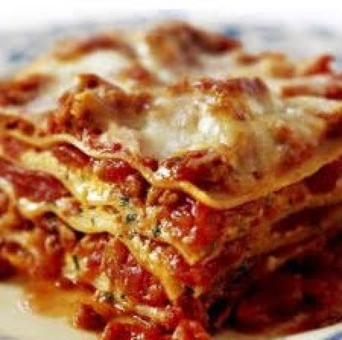 Lasagne alla bolognese: delle lasagne con e besciamella