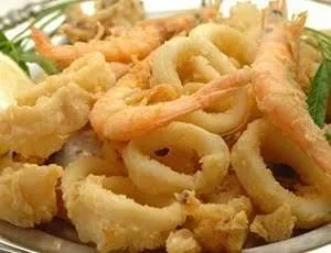 frittura di calamari e gamberi