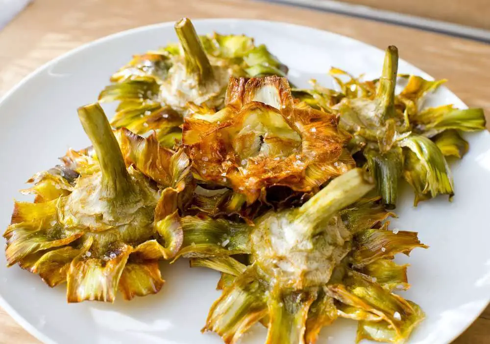 Carciofi alla giudia carciofi fritti croccanti e gustosi