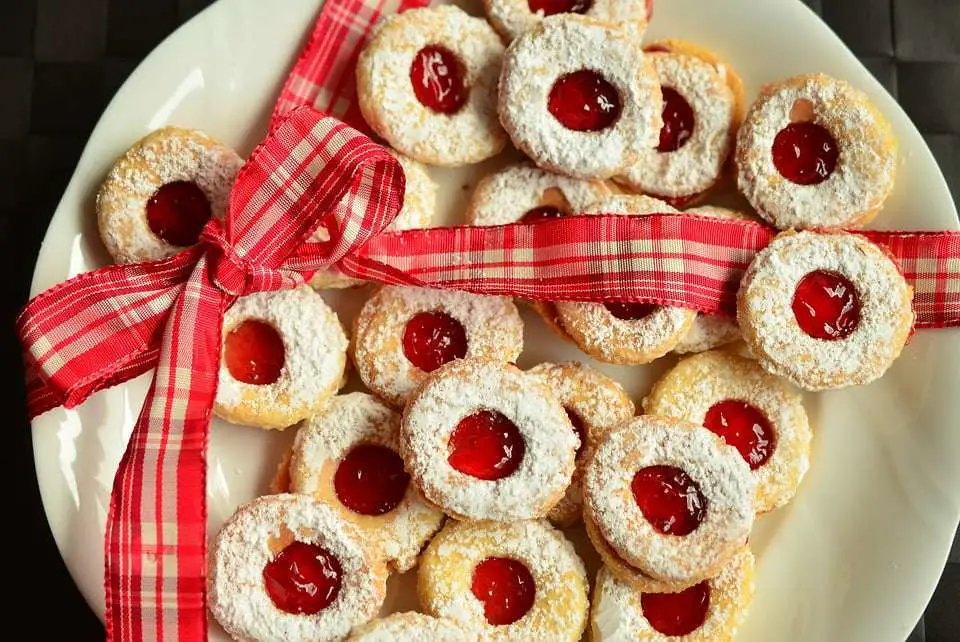 biscotti al burro con marmellata