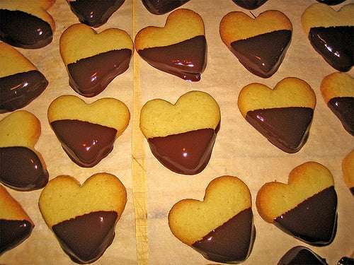 biscotti al burro e glassa al cioccolato