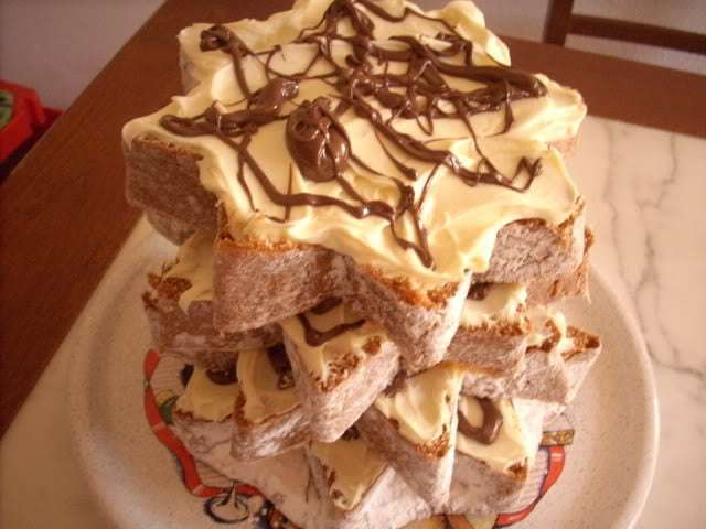 Pandoro Albero Di Natale.Pandoro Farcito Mascarpone E Nutella Una Delizia Natalizia Da Provare