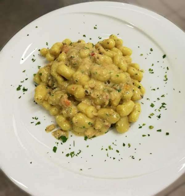 gnocchi con la salsa Allegra