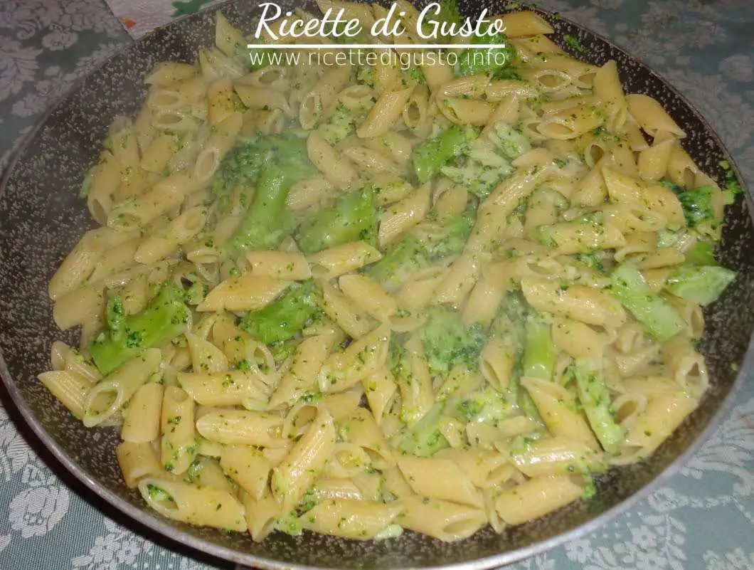 pasta con broccoli