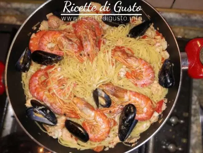 spaghetti ai frutti di mare