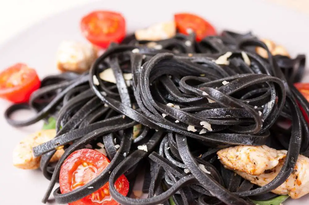 linguine con gamberi e pomodorini